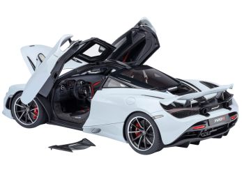 McLaren 720S Silica White with Black Top and Carbon Accents 1/18 Model Car by Autoart